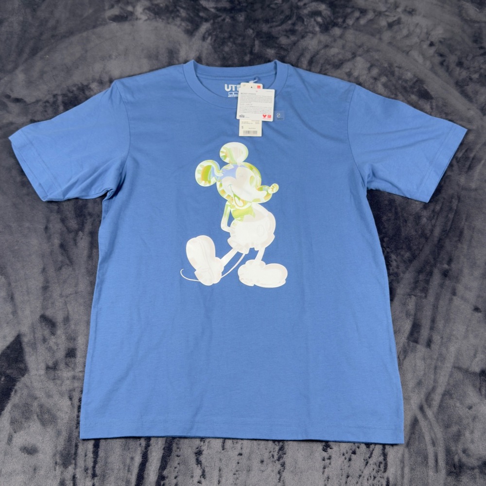 NWT Uniqlo T-Shirt Mens Small Blue Mickey Stands Disney Graphic Tee 341-447187